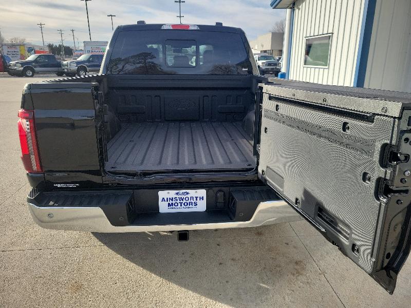 Ford F-150 Lariat 4WD SuperCrew 5.5' Box 2025