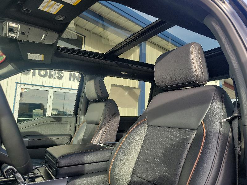 Ford F-150 Lariat 4WD SuperCrew 5.5' Box 2025