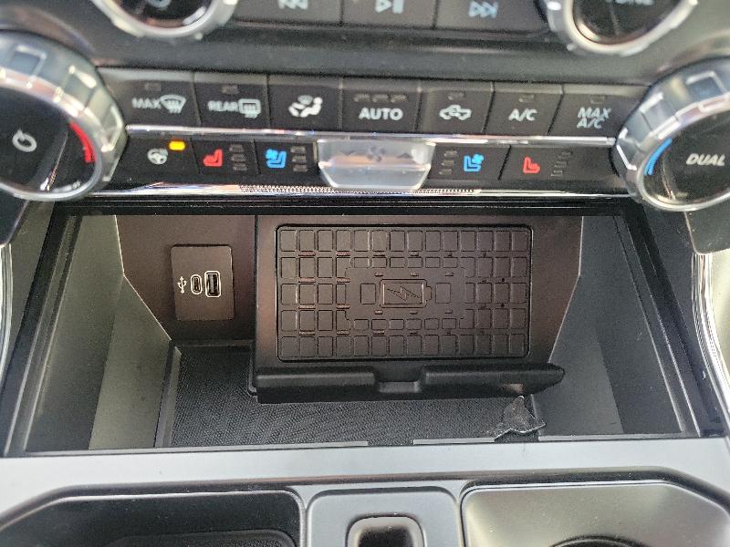 Ford F-150 Lariat 4WD SuperCrew 5.5' Box 2025