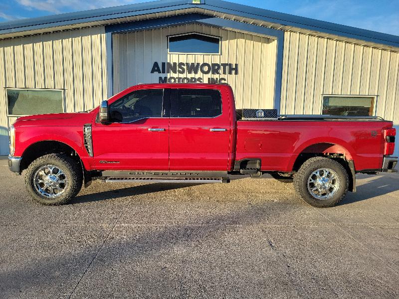 Ford Super Duty F-350 SRW Lariat 4WD Crew Cab 8' Box 2023