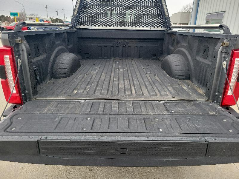 Ford Super Duty F-250 SRW Lariat 4WD Crew Cab 6.75' Box 2023