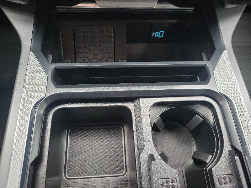 Ford Super Duty F-250 SRW Lariat 4WD Crew Cab 6.75' Box 2023