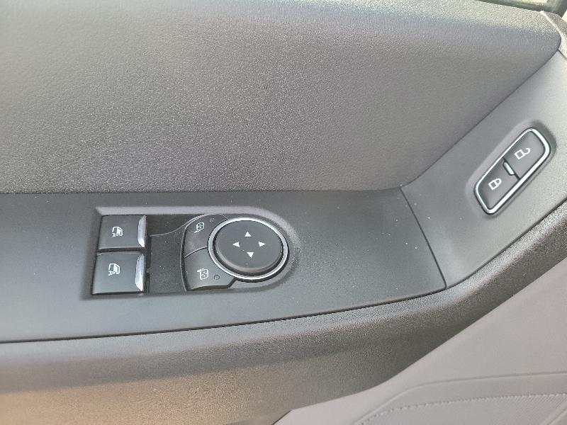 Ford Super Duty F-350 SRW XL 4WD Reg Cab 8' Box 2026