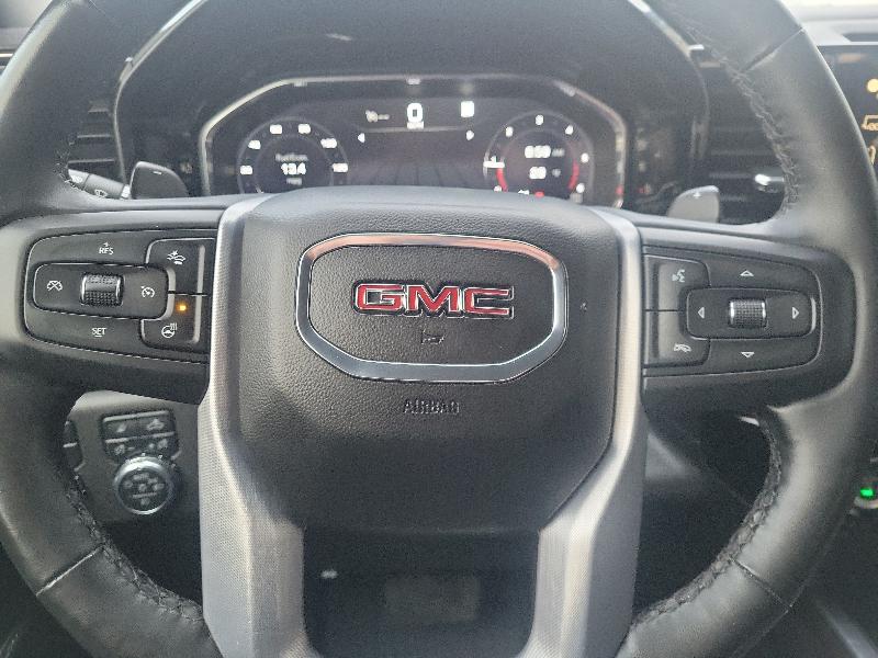 GMC Sierra 1500 4WD Crew Cab 157" SLT 2023