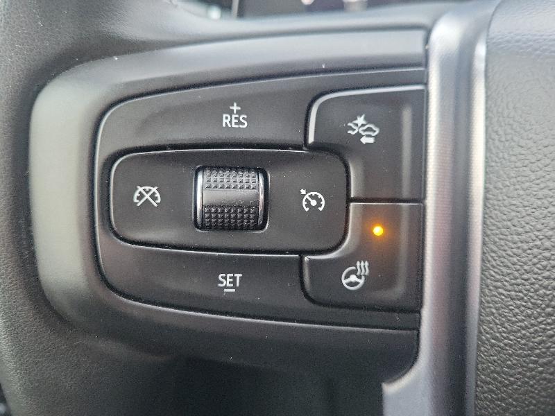 GMC Sierra 1500 4WD Crew Cab 157" SLT 2023