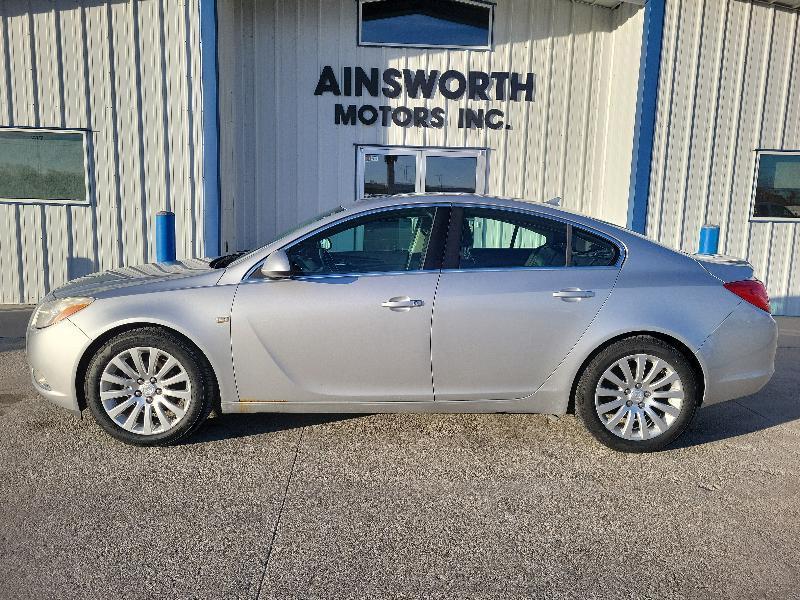Buick Regal 4dr Sdn CXL RL5 (Russelsheim) *Ltd Avail* 2011