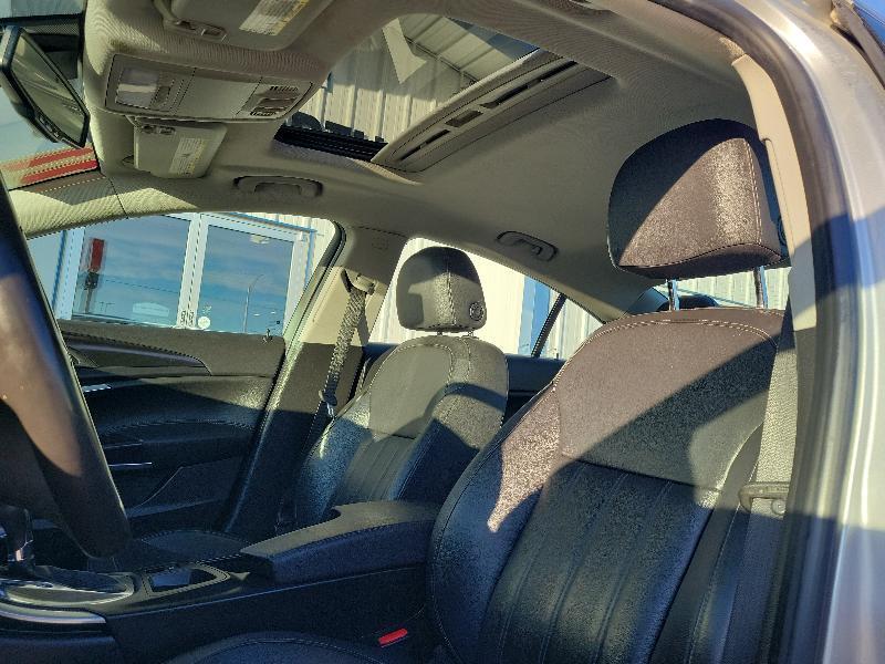 Buick Regal 4dr Sdn CXL RL5 (Russelsheim) *Ltd Avail* 2011