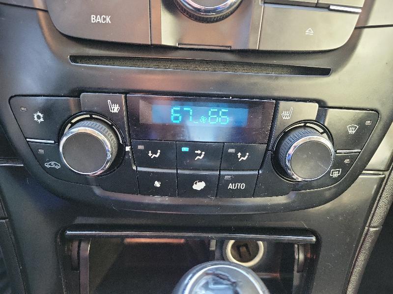 Buick Regal 4dr Sdn CXL RL5 (Russelsheim) *Ltd Avail* 2011