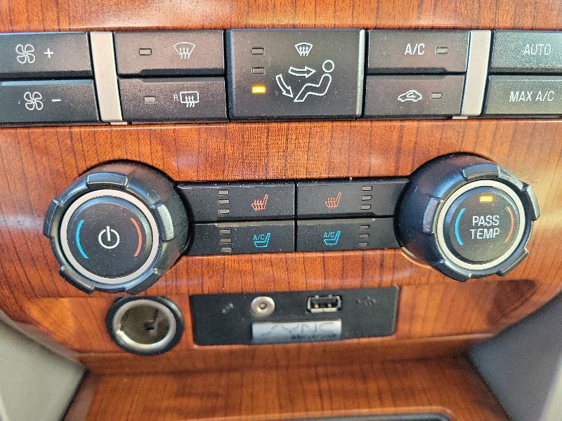 Ford F-150 4WD SuperCrew 145" Lariat 2010