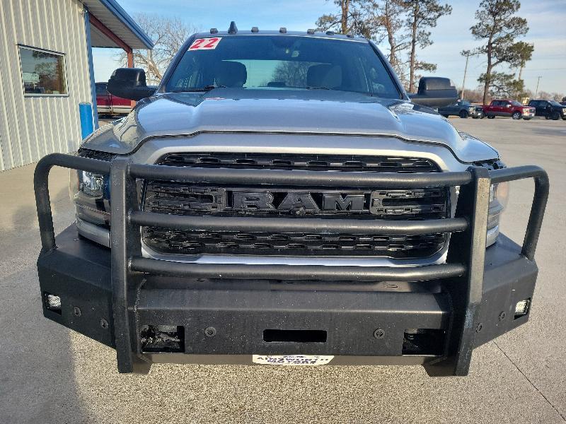 RAM 3500 Big Horn 4x4 Crew Cab 8' Box 2022