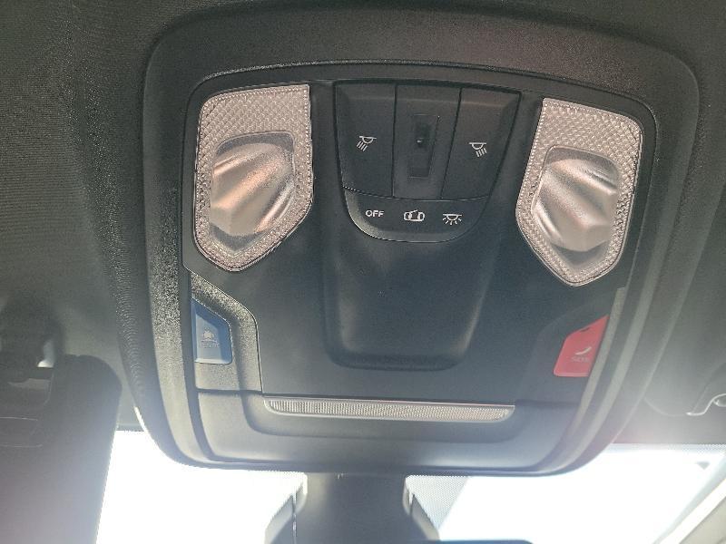 RAM 3500 Big Horn 4x4 Crew Cab 8' Box 2022