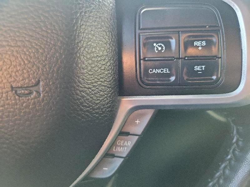 RAM 3500 Big Horn 4x4 Crew Cab 8' Box 2022