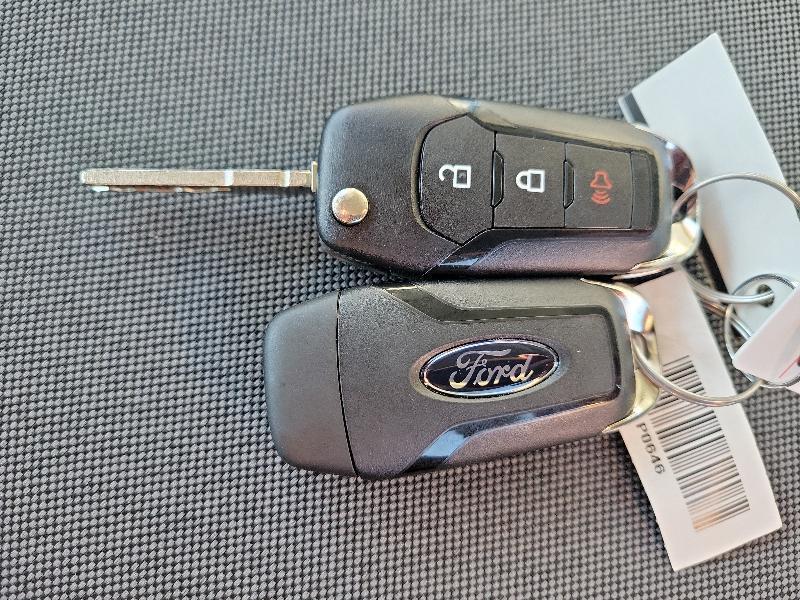 Ford Super Duty F-350 SRW XL 4WD Reg Cab 8' Box 2026