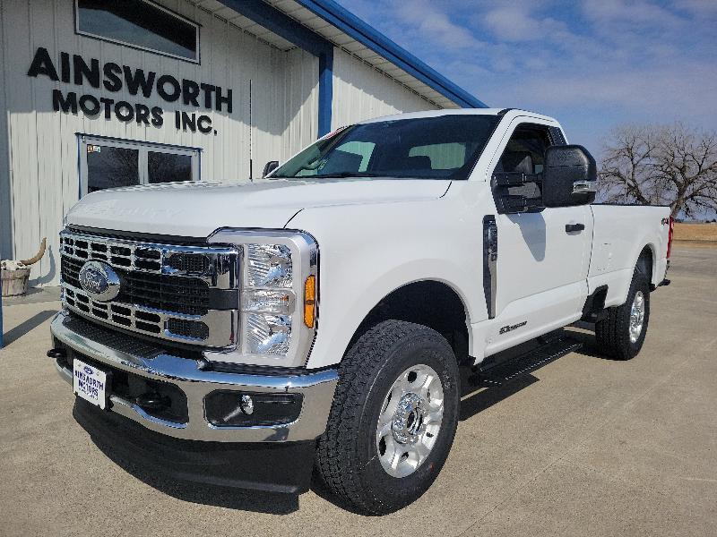 Ford Super Duty F-250 SRW XLT 4WD Reg Cab 8' Box 2026