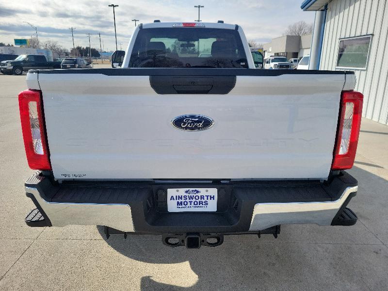 Ford Super Duty F-250 SRW XLT 4WD Reg Cab 8' Box 2026