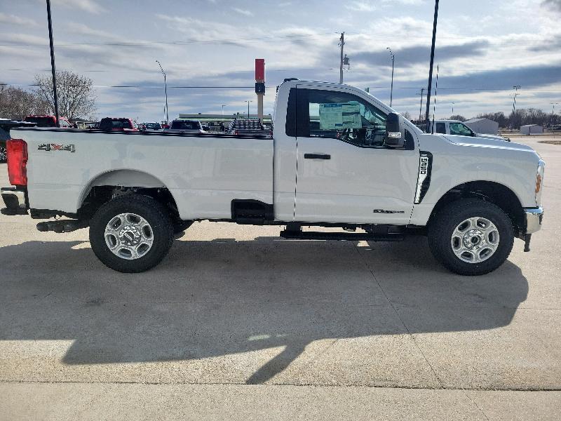 Ford Super Duty F-250 SRW XLT 4WD Reg Cab 8' Box 2026