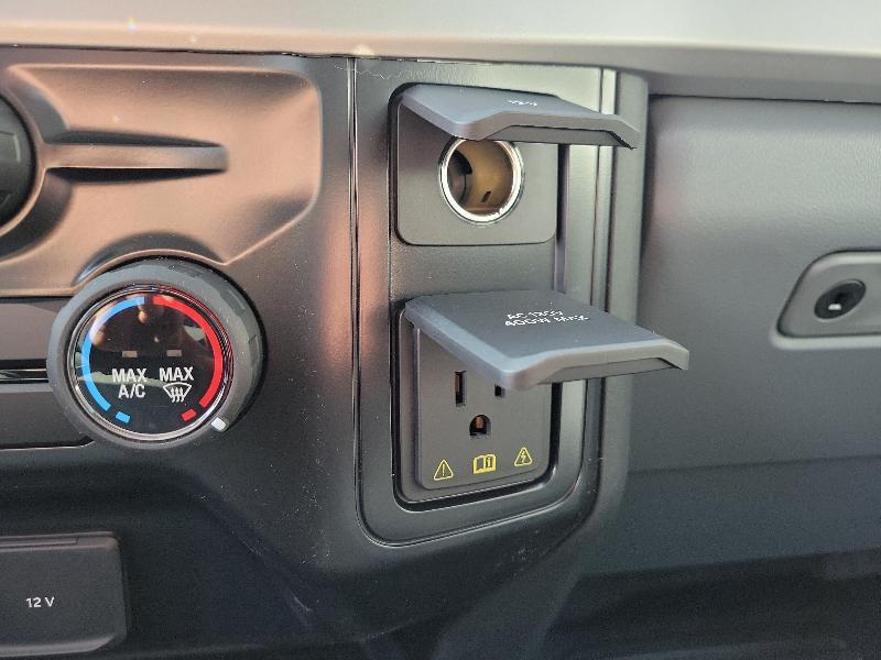 Ford Super Duty F-250 SRW XLT 4WD Reg Cab 8' Box 2026