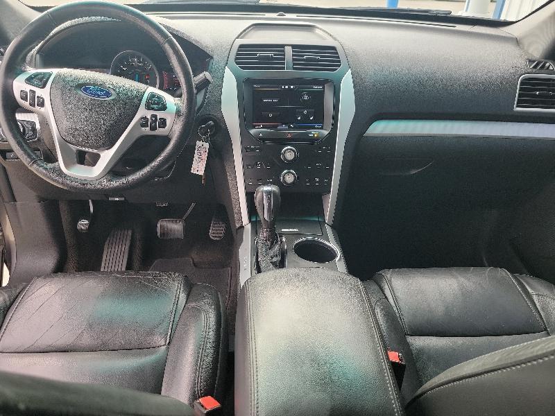 Ford Explorer 4WD 4dr XLT 2012