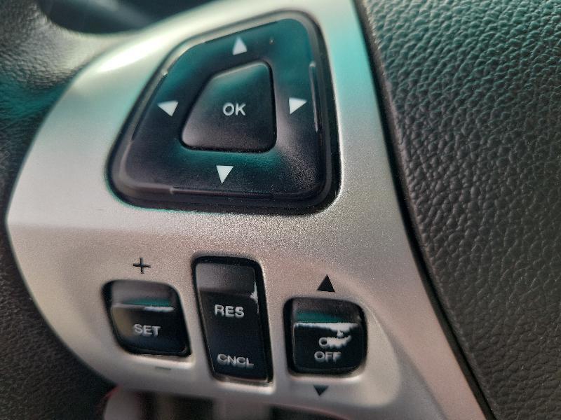 Ford Explorer 4WD 4dr XLT 2012