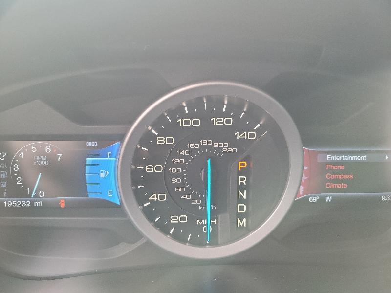 Ford Explorer 4WD 4dr XLT 2012