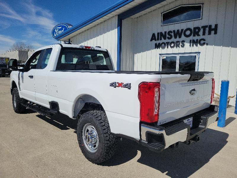 Ford Super Duty F-350 SRW XL 4WD SuperCab 8' Box 2026