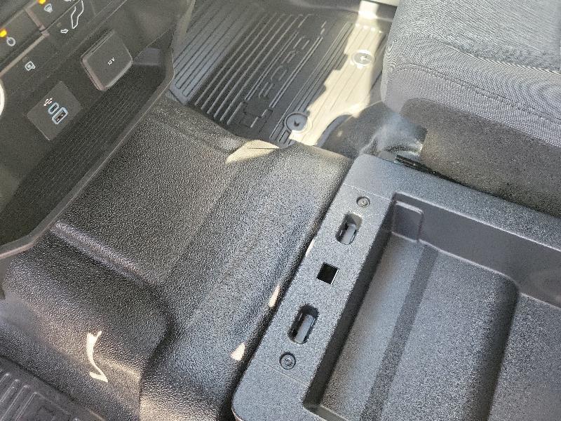 Ford Super Duty F-350 SRW XL 4WD SuperCab 8' Box 2026