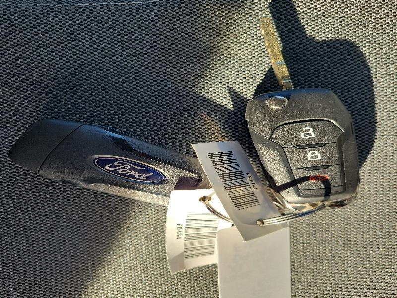 Ford Super Duty F-350 SRW XL 4WD SuperCab 8' Box 2026