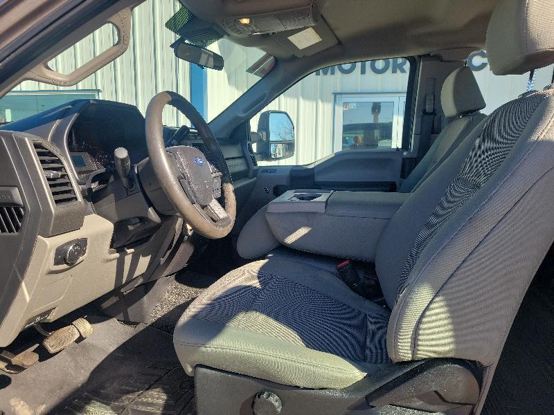 Ford Super Duty F-350 SRW XL 4WD SuperCab 8' Box 2021