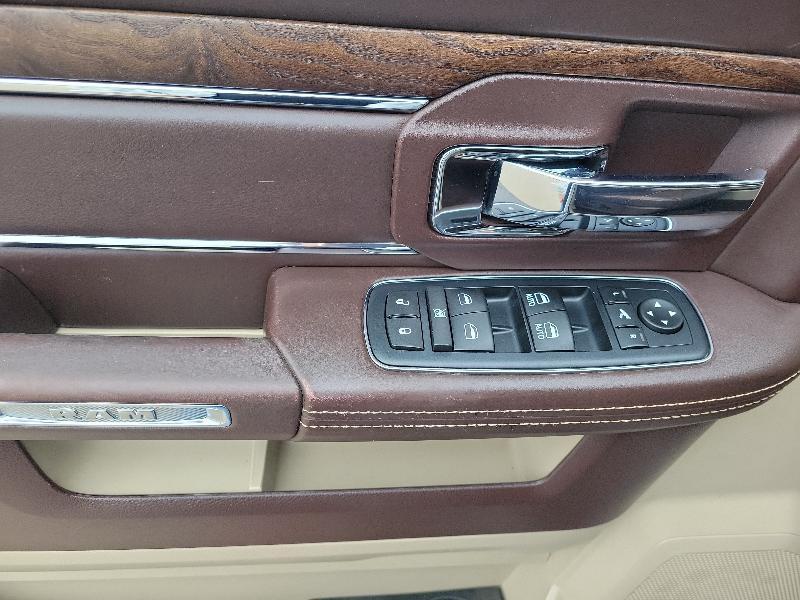 RAM 1500 4WD Crew Cab 149" Longhorn 2016