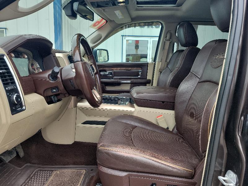 RAM 1500 4WD Crew Cab 149" Longhorn 2016