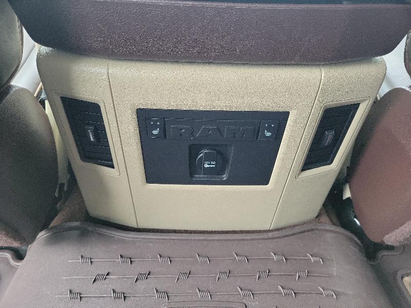 RAM 1500 4WD Crew Cab 149" Longhorn 2016