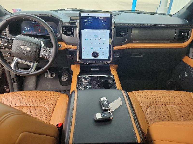 Ford Expedition Max Platinum 4x4 2024