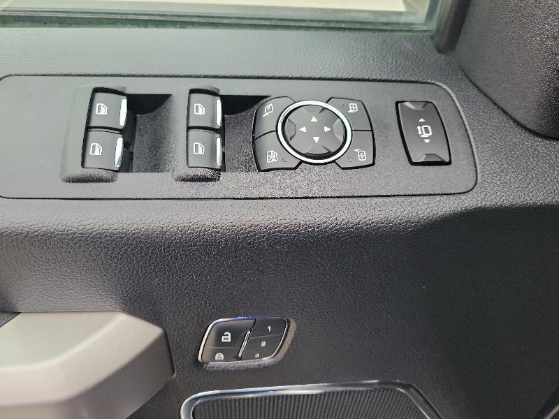 Ford Super Duty F-250 SRW Lariat 4WD Crew Cab 6.75' Box 2019