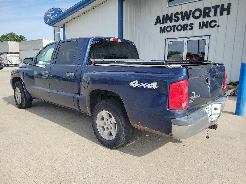 Dodge Dakota 4dr Quad Cab 131" WB 4WD SLT 2005
