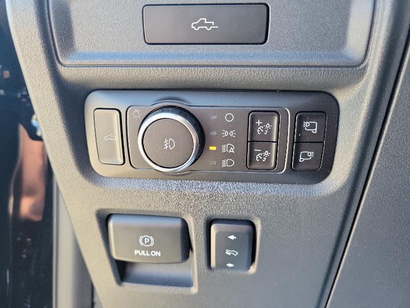 Ford F-150 Lariat 4WD SuperCrew 5.5' Box 2026