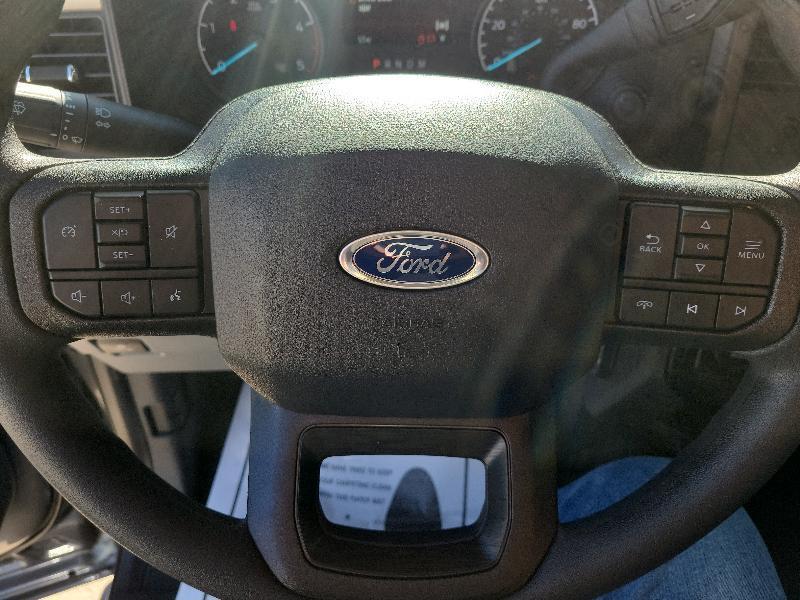 Ford Super Duty F-350 DRW XL 4WD Crew Cab 8' Box 2026