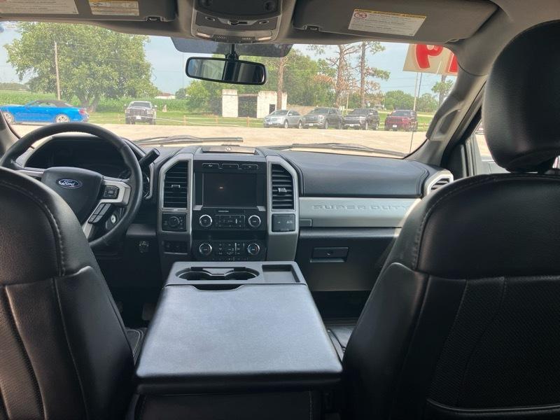 Ford Super Duty F-250 SRW Lariat 4WD Crew Cab 8' Box 2019