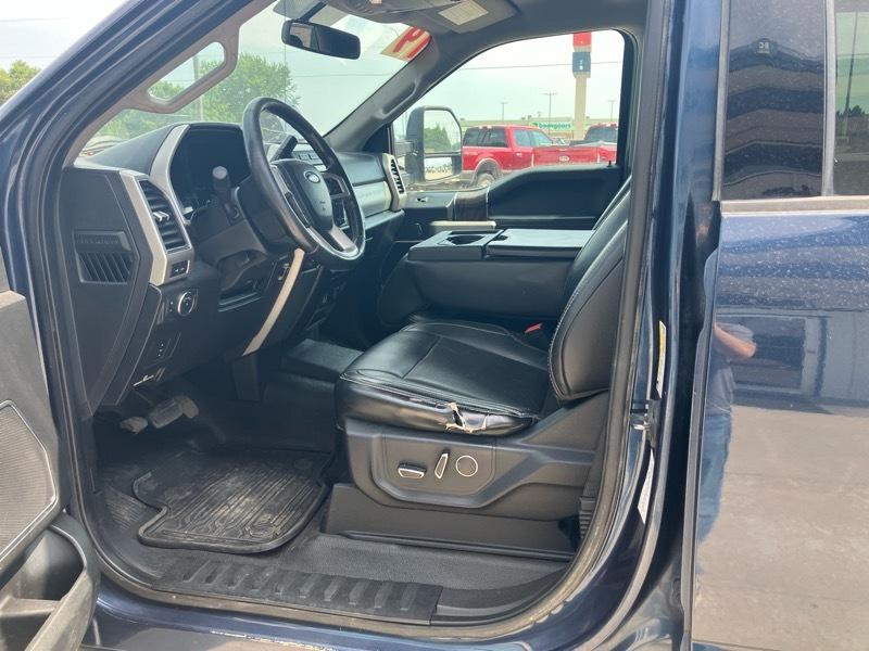 Ford Super Duty F-250 SRW Lariat 4WD Crew Cab 8' Box 2019