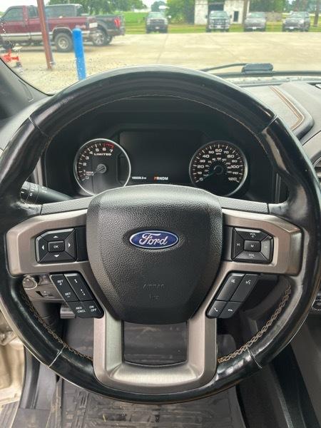 Ford F-150 Limited 4WD SuperCrew 5.5' Box 2017