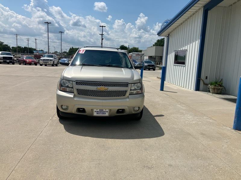Chevrolet Suburban 4WD 4dr 1500 LTZ 2013