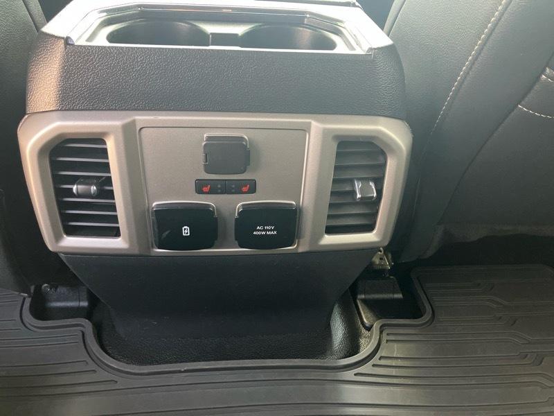 Ford Super Duty F-350 SRW Lariat 4WD Crew Cab 8' Box 2022