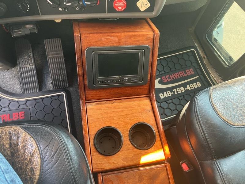 Kenworth T3 Series  2011