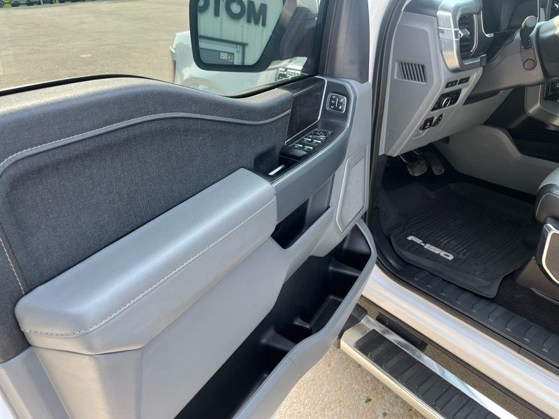 Ford F-150 Lariat 4WD SuperCrew 5.5' Box 2023