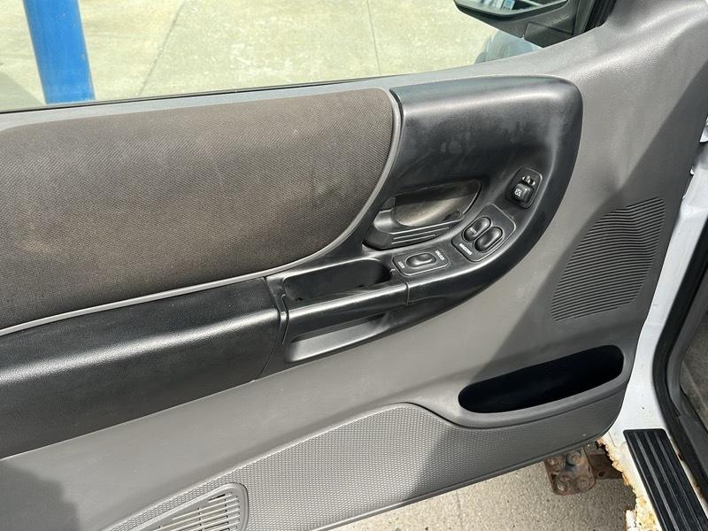Ford Ranger 4dr Supercab 4.0L XL Fleet 4WD 2004