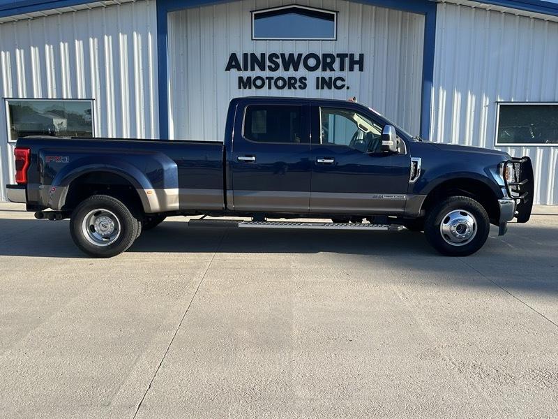 2019 Ford Super Duty F-350 DRW LARIAT 4WD Crew Cab 8' Box