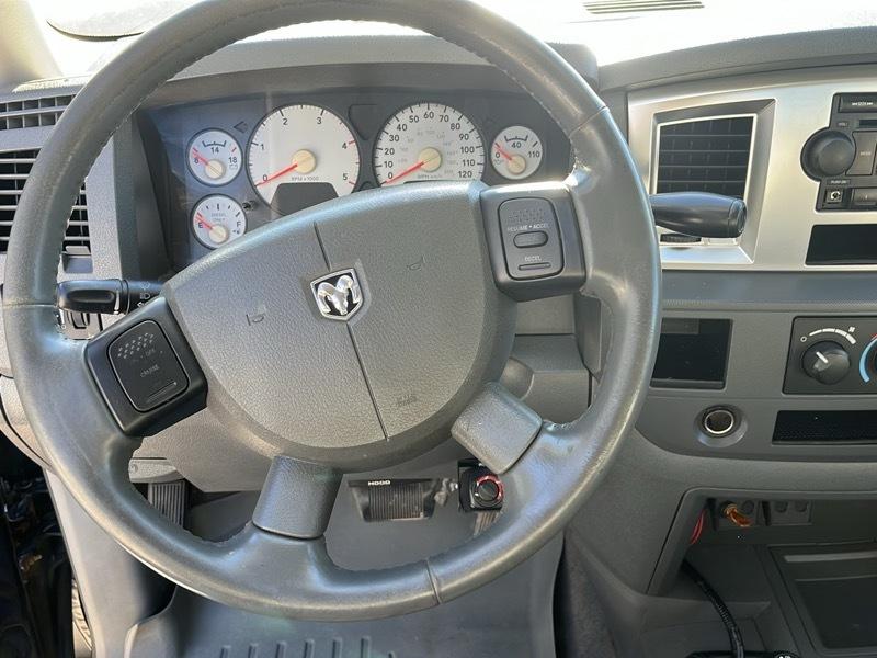 Dodge Ram 2500 4WD Quad Cab 160.5" SLT 2007