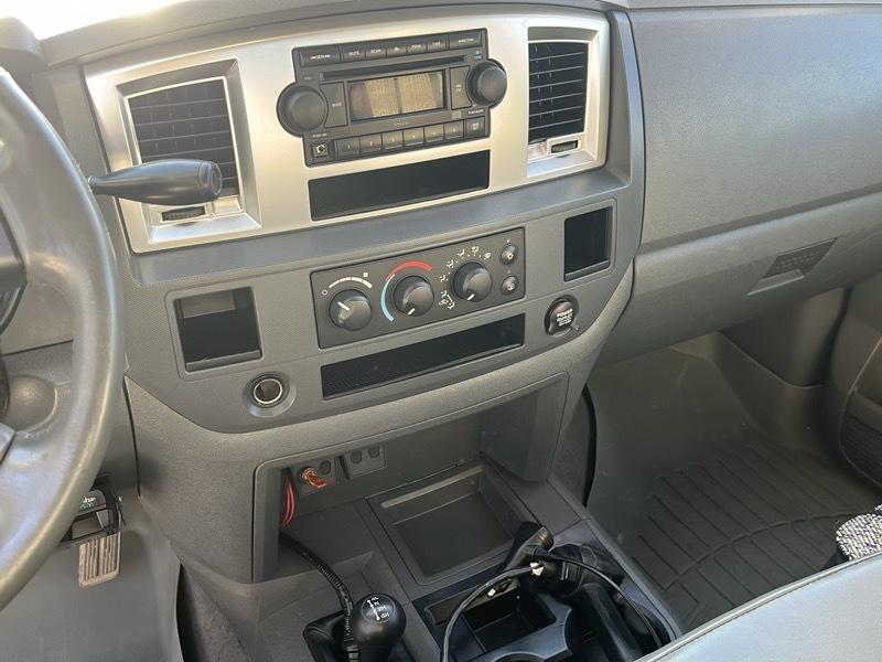 Dodge Ram 2500 4WD Quad Cab 160.5" SLT 2007