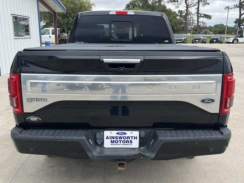 Ford F-150 4WD SuperCrew 157" Lariat w/HD Payload Pkg 2015