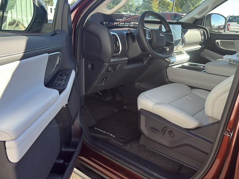 Ford Expedition Max Platinum 4x4 2027