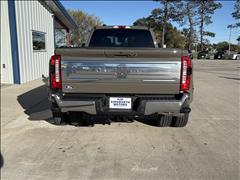 2027 Ford Super Duty F-350 DRW 
